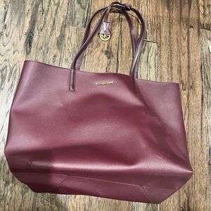 Michael kors plum tote bag